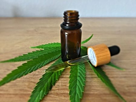 Cosmétiques naturels à base d’huile de cannabis
